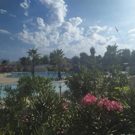 مكان تخييم Mobil 6 Personnes فالراس بلاج